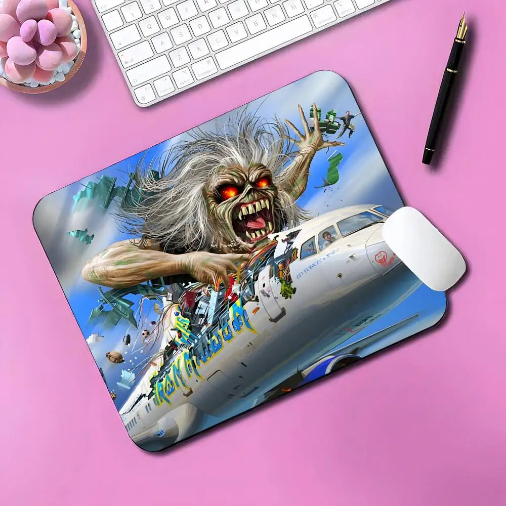 Cool BAND I-I-Iron M-Maiden Mouse Pad Gaming Mouse Pad Small Mousepad For PC Gamer Desktop Decoration Office Mouse Mat